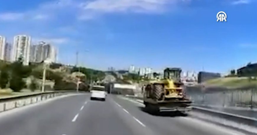 Çekiciyle taşıdığı iş makinesinin altında kalan sürücü öldü