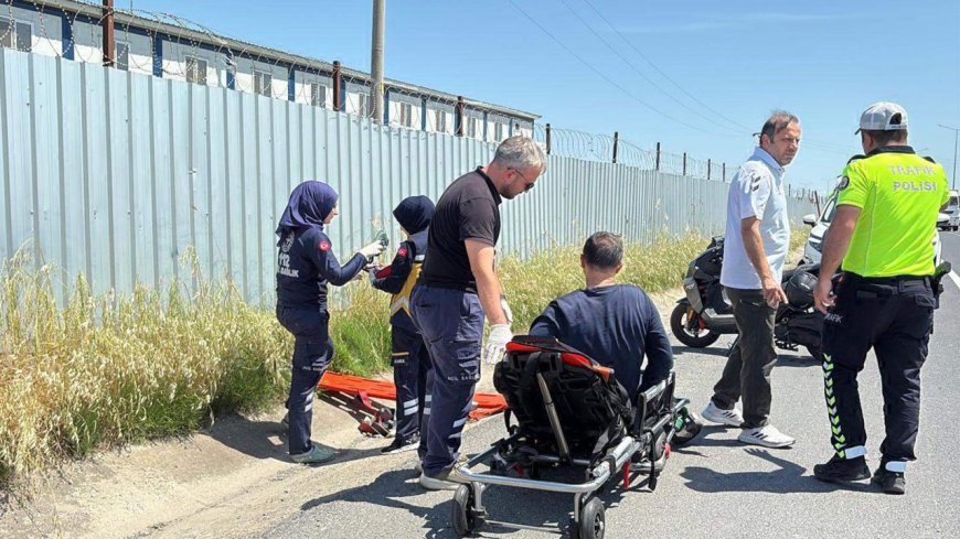 Lastiği patlayıp savrulan motosikletten düşen sürücü yaralandı