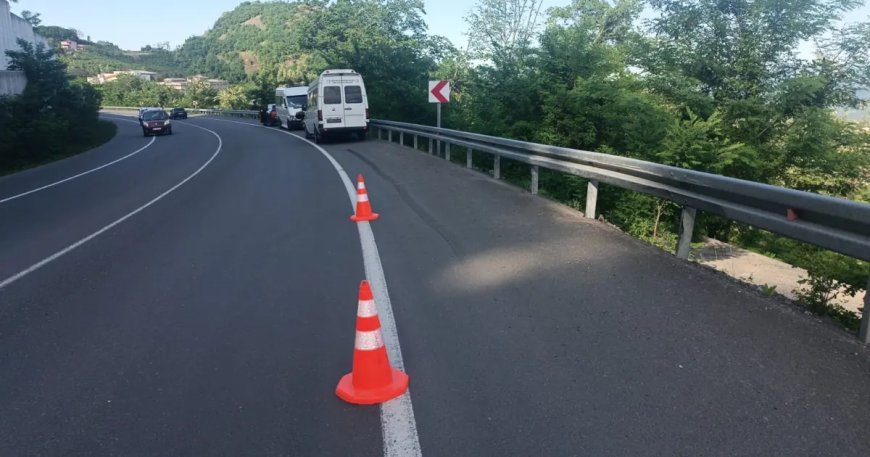 Kalp krizi geçiren dolmuş şoförü, yolcuları kurtardı. Kendisi ise hastanede hayatını kaybetti