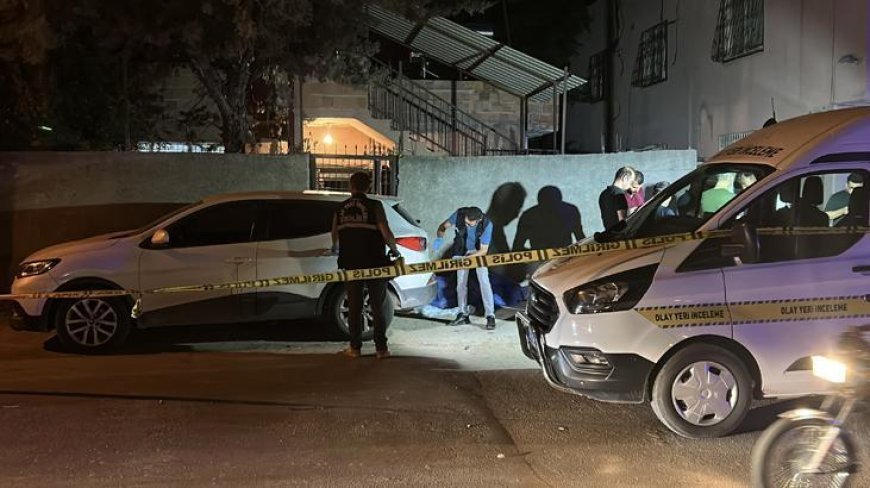 Adana'dan kan donduran kardeş cinayeti! Biri bıçağa diğeri silaha sarıldı