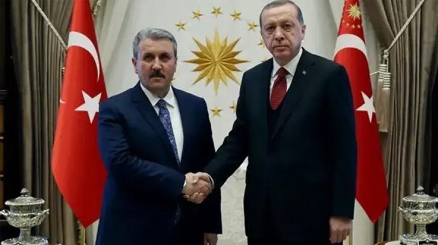 Cumhurbaşkanı Erdoğan Mustafa Destici’yi tebrik etti