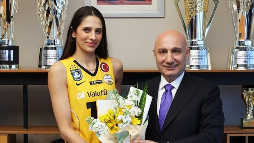 VakıfBank Derya Cebecioğlu'na veda etti!