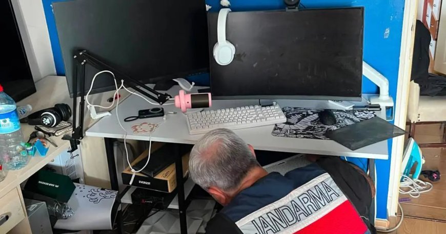 MİT kredi kartı şebekesini çökertti