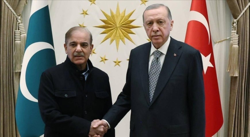 Pakistan Başbakanı, 'liderliği' için Cumhurbaşkanı Erdoğan'a teşekkür etti