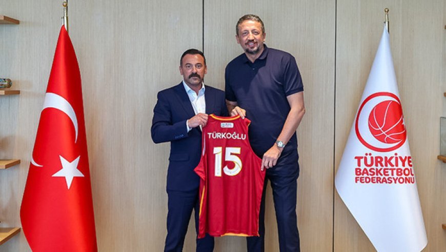 Galatasaray'dan Hidayet Türkoğlu'na ziyaret