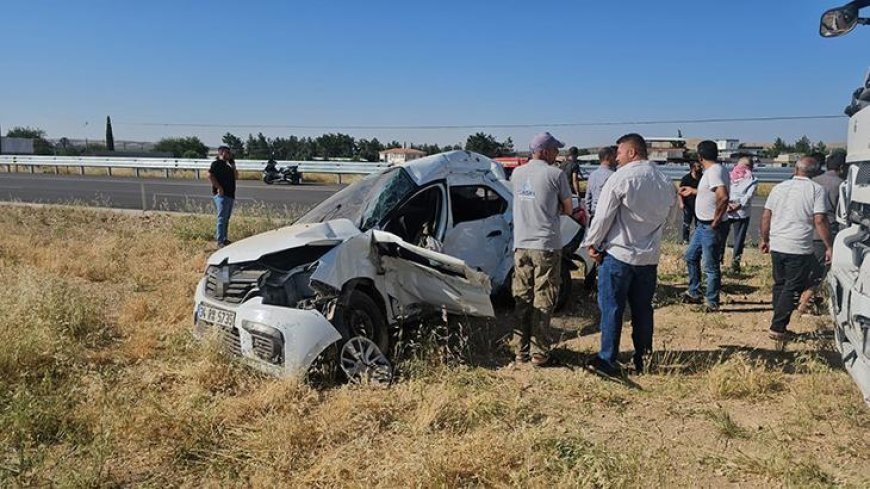 YKS yolunda feci kaza: 1'i ağır 2 öğrenci yaralandı