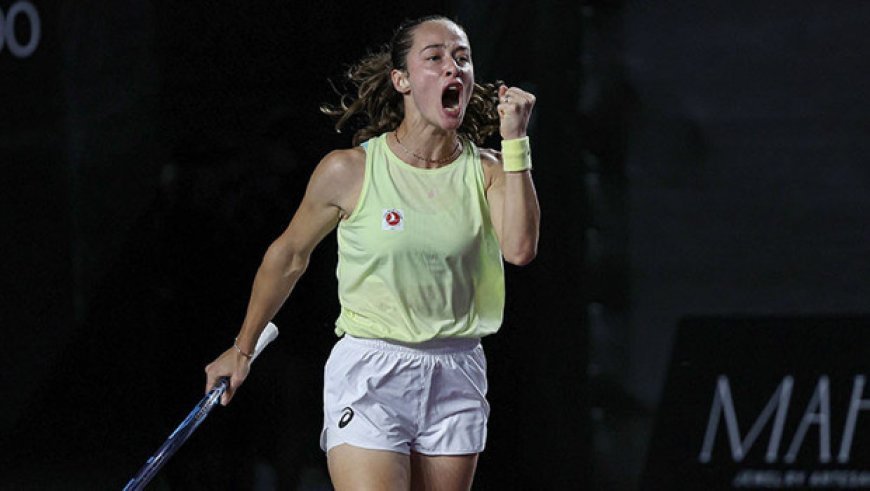 Zeynep Sönmez, Eastbourne Açık'ta çeyrek finale çıktı