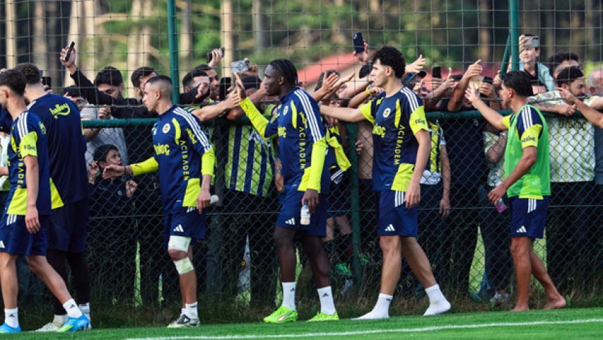 Fenerbahçe, günü çift antrenmanla noktaladı!