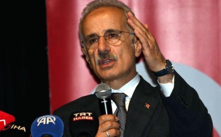 Bakan Uraloğlu: 10 gün maaşların yatmadığı zamanları biliriz