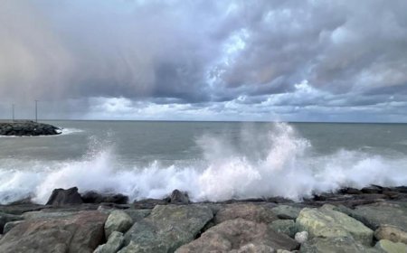 Valilikler peş peşe duyurdu: Karadeniz'deki 4 ilde yarın denize girilmesine izin verilmeyecek