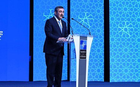 Cumhurbaşkanı Yardımcısı Yılmaz: Müttefikler arasındaki kısıtlamaları ve yaptırımları masadan temizlemeliyiz