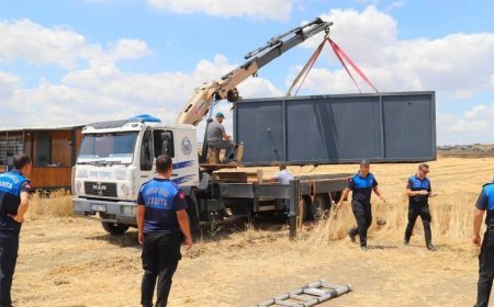 Marmaraereğlisi'nde kaçak yapılar yıkıldı, konteynerler kaldırıldı