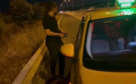 Ticari taksiyle göçmen kaçıran insan tacirleri polisten kaçamadı