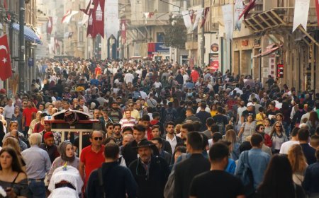 Türkiye, dünyadan daha uzun yaşıyor. TÜİK açıkladı, kadın ve erkeklerin ömür süresi belli oldu
