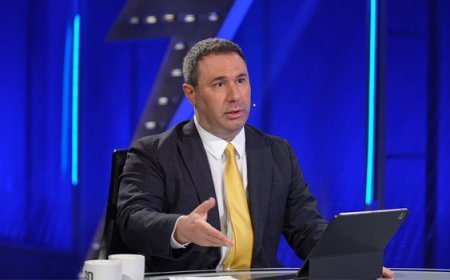 Fenerbahçe Başkan Vekili Barış Göktürk: 'Yeni 10+4 kuralı ile birlikte bazı dezavantajlarımız var!'