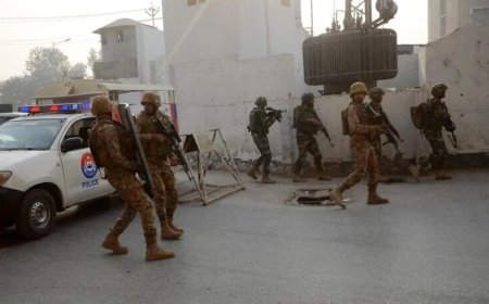 27 polisin öldürülmesinin ardından operasyon! Pakistan'da 83 militan etkisiz hale getirildi