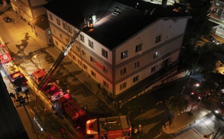 Cerrahpaşa'daki yangın söndürüldü