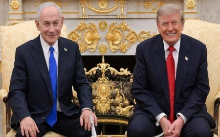 Trump, Netanyahu ile Beyaz Saray'da görüştü