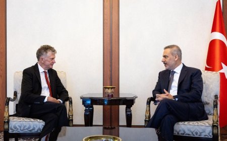 Dışişleri Bakanı Hakan Fidan, İngiltere Ulusal Güvenlik Danışmanı Powell'ı kabul etti