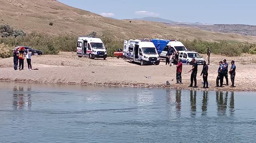 Kızılırmak'ta akıntıya kapılan 2 çocuktan 1'i boğuldu, 1'i kayboldu