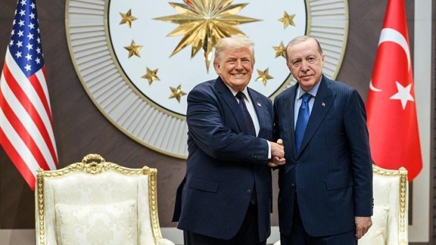 Beyaz Saray, Trump ve Erdoğan'ın tokalaştığı fotoğrafı paylaştı
