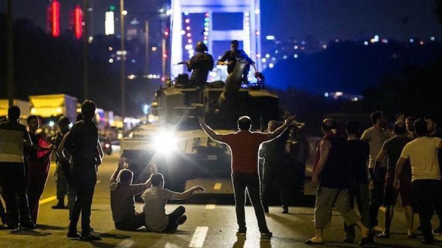Siyasilerden '15 Temmuz' mesajları: Kahramanlık destanı yazıldı