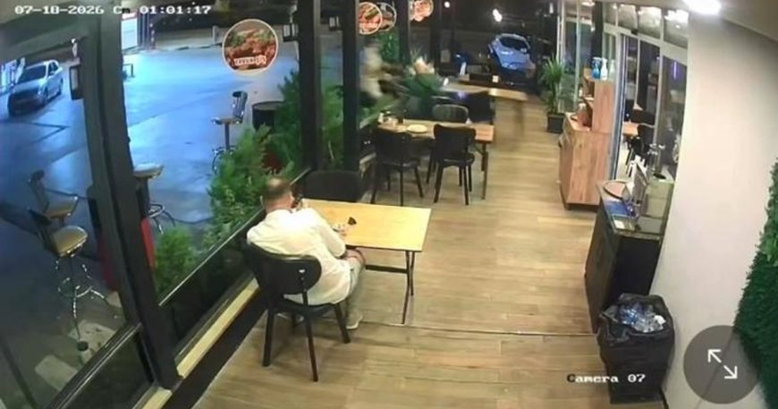 Korkunç kaza: Motosiklet, lokantadaki müşteriye çarptı