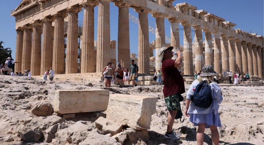 43 dereceyi görecek... Yunanistan'da aşırı sıcak alarmı! Açık alanda çalışmak yasaklandı