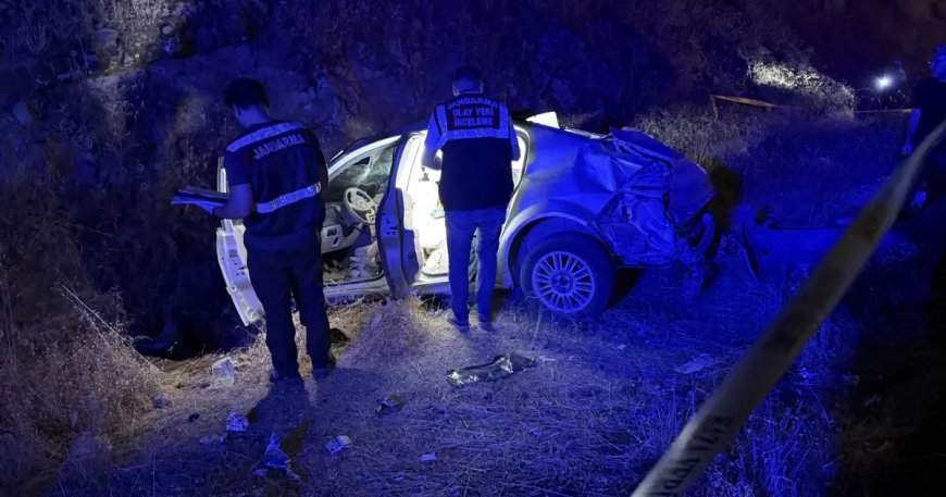 Şanlıurfa’da otomobil şarampole devrildi. 3 kişi hayatını kaybetti, 1 yaralı
