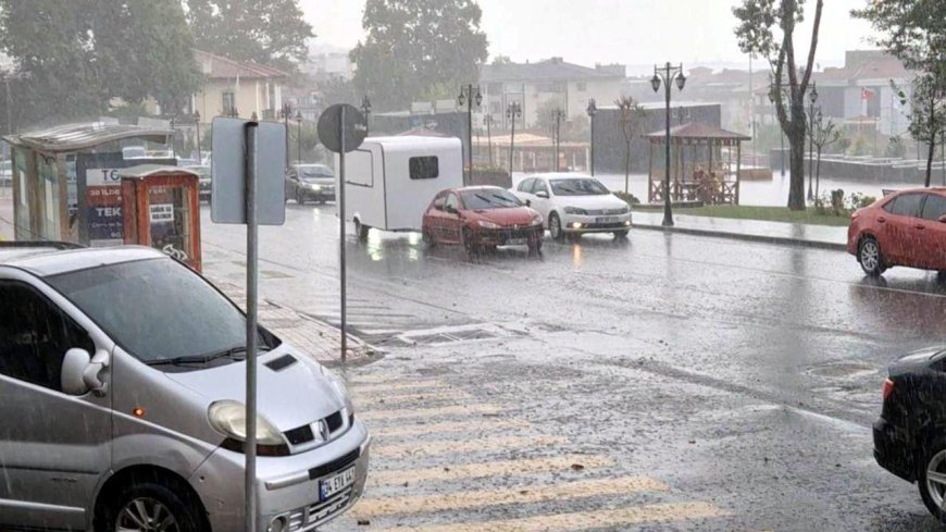 Tekirdağ'da sağanak etkili oldu