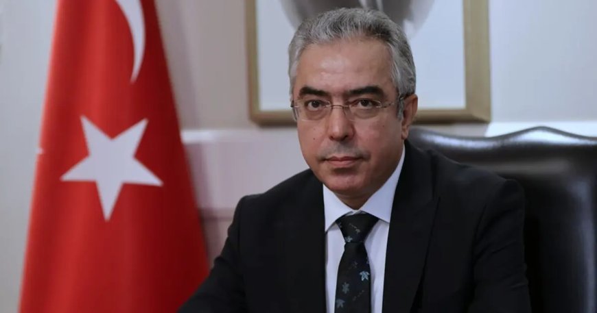 Mehmet Uçum'dan Yeni Parti yorumu. "CHP bu ayrışma ile bir temizlenme sürecine girmiş oldu"