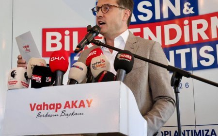 Çerkezköy Belediye Başkanı Vahap Akay CHP’den İstifa Etti