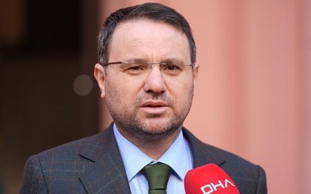 Adalet Bakanı Akın Gürlek, Uğur Mumcu'nun ailesiyle görüşecek