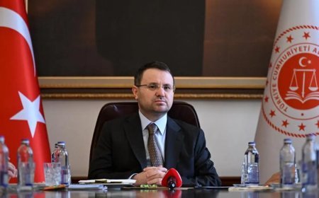 84 hakim ve savcı meslekten çıkarıldı. Bakan Gürlek: HSK 2. Dairesi bu yıl 525 hakim-savcı hakkında karar aldı