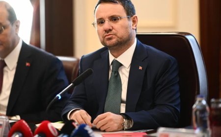 Bakan Gürlek, Uğur Mumcu’nun ailesiyle görüşecek