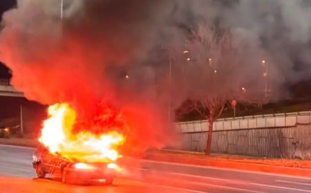 Otomobil seyir halinde alev aldı, sürücü yaralı kurtuldu