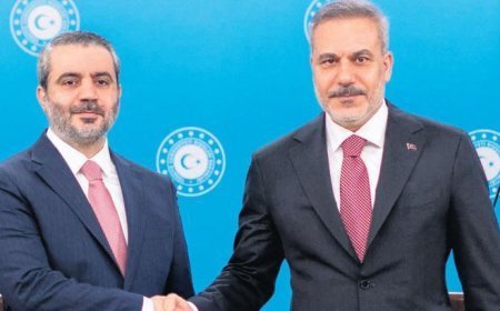 ‘İsrail, Suriye’nin istikrarına tehdit’