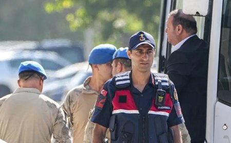 Menderes Belediye Başkanı İlkay Çiçek tutuklandı