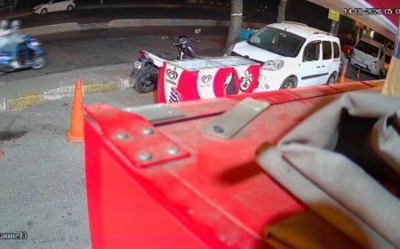 Beyoğlu’nda maskeli 2 kişi marketi kurşun yağmuruna tuttu