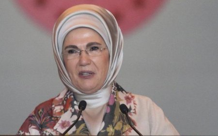 Emine Erdoğan: AK Parti'nin 25'inci yaşı kutlu olsun