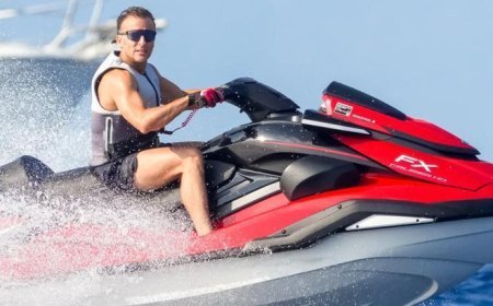 Macron'un son fotoğrafına tepkiler çığ gibi büyüyor! 'Fransa yanarken jet ski keyfinde'