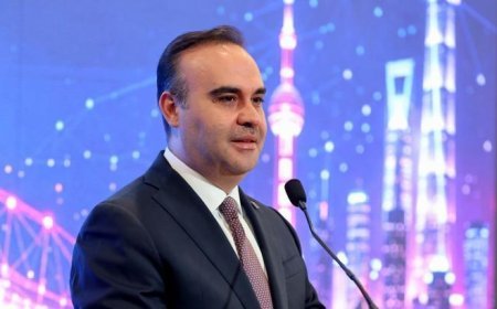 Bakan Kacır: Yapay zekada dönüşümün öncülerinden olacağız