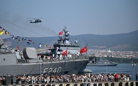 TEKNOFEST Mavi Vatan 3. gününde 7'den 70'e vatandaşları buluşturdu