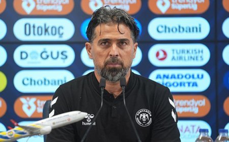 İlhan Palut: '4-2 kaybettik ama sinyaller iyi!'