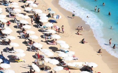 Antalya’ya 10 milyon yabancı turist geldi
