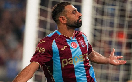 Dünya yıldızı Trabzon'da hesabı açtı! Mohamed Salah'tan duble