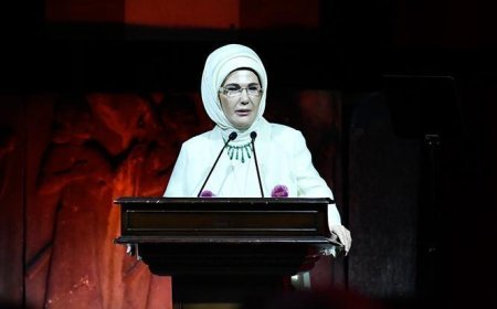 Emine Erdoğan: Tüm çetin sınamaları güçlü toplumsal bağlarla göğüsledik