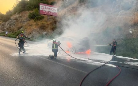 Elektrikli araç yandı, 12 saatte söndürülemedi