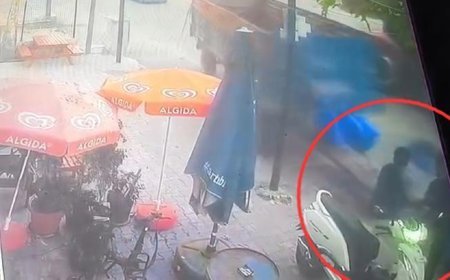 Adana'da feci kaza! Traktörden ayrılan römork 2 kişiye çarptı! Olay anı kamerada