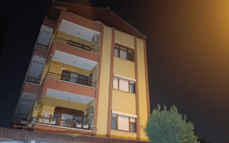 Kocaeli'de 4 katlı bina boşaltıldı. Kolon ve kirişlerinden ses geldi